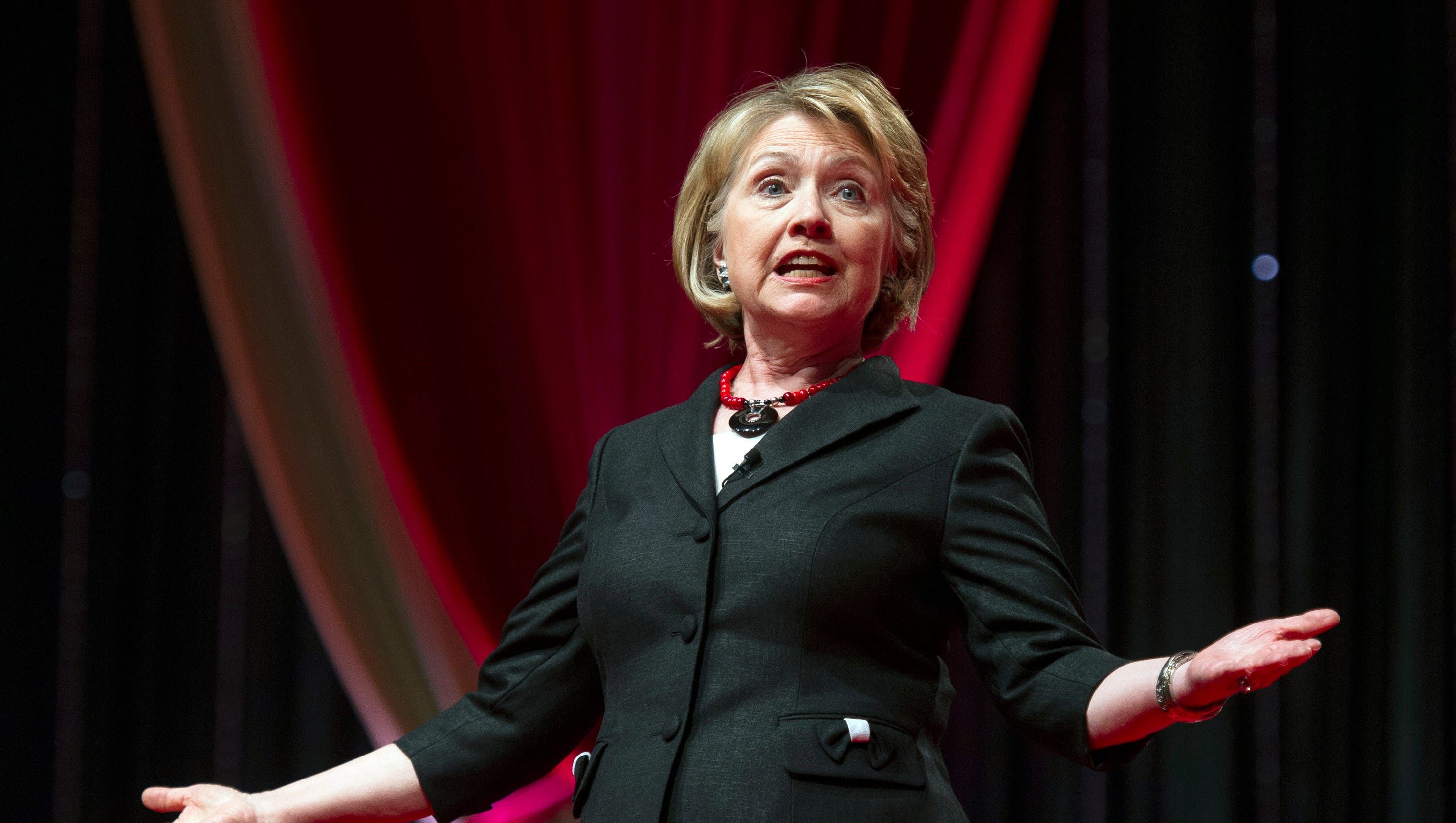Clintons earn more than $25 million for recent speeches3200 x 1680