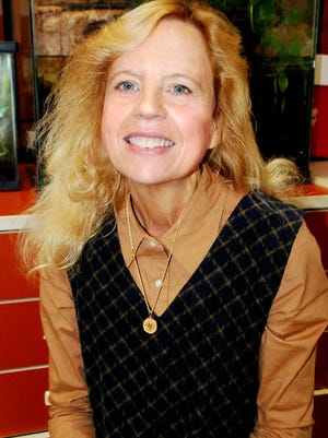 Maureen Foelkl, Crystal Apple Award Winner 2012