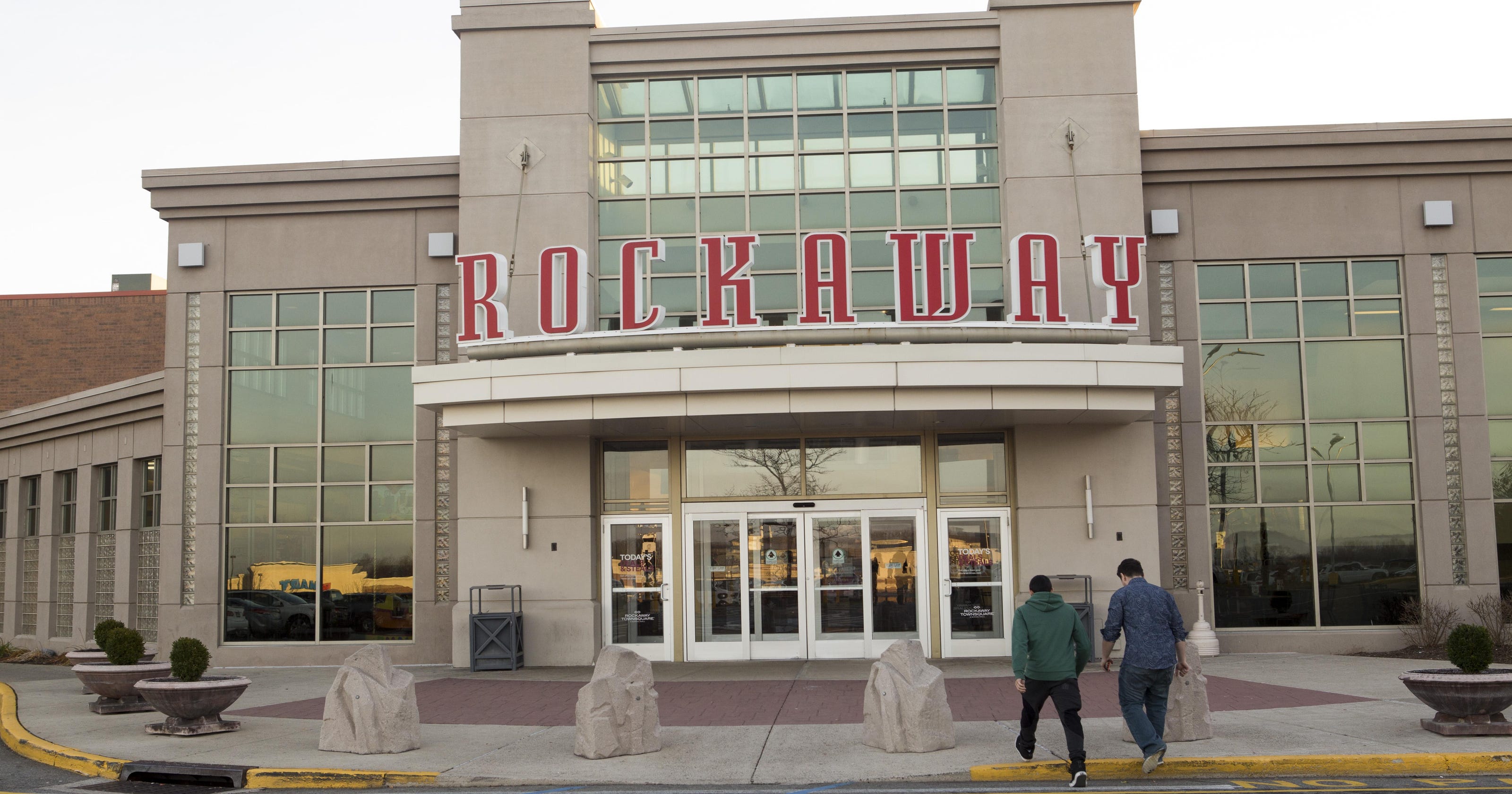 Rockaway Townsquare shopping mall new jersey