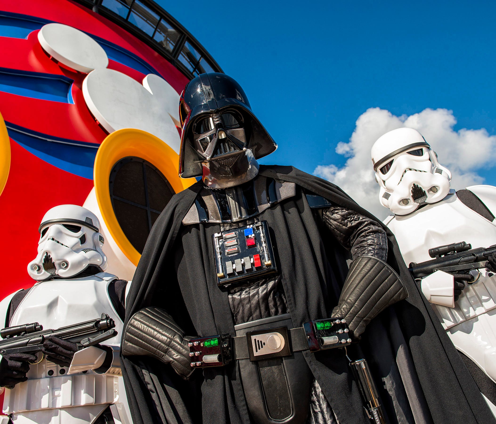 Star Wars-themed days will return to Disney Fantasy sailings in 2018.