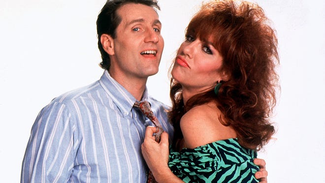 Sofia Vergara Undergoes The Peggy Bundy Makeover We Ve All Been Hoping For