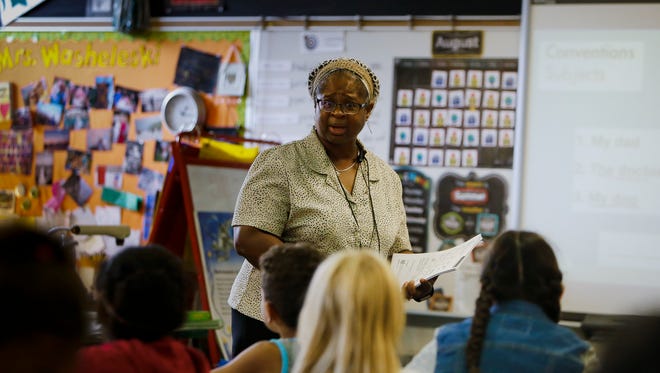 How To Become A Substitute Teacher In Lansing School District