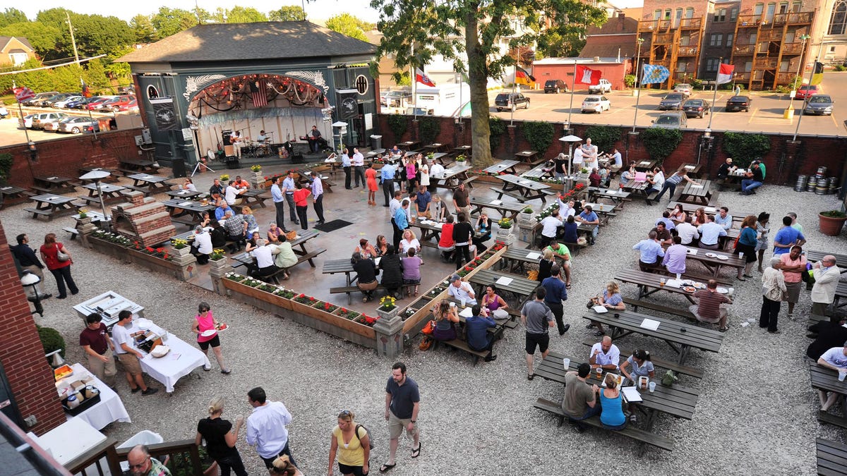 Great Indianapolis outdoor beer gardens