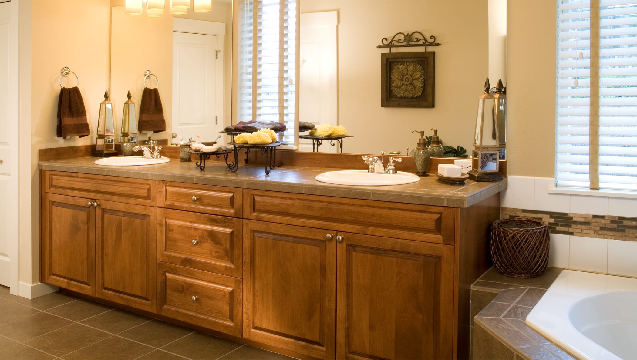 How Much Do I Have To Pay To Remodel The Bathroom