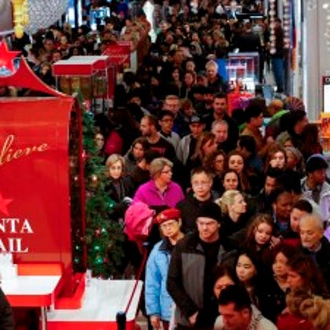 Early estimates of consumer spending this holiday 