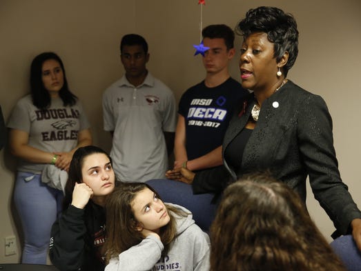 Rep. Patricia William, D-Fort Lauderdale, meets with