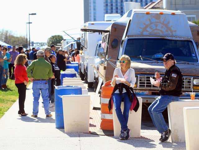 Your Guide To The Best Food Trucks In Corpus Christi