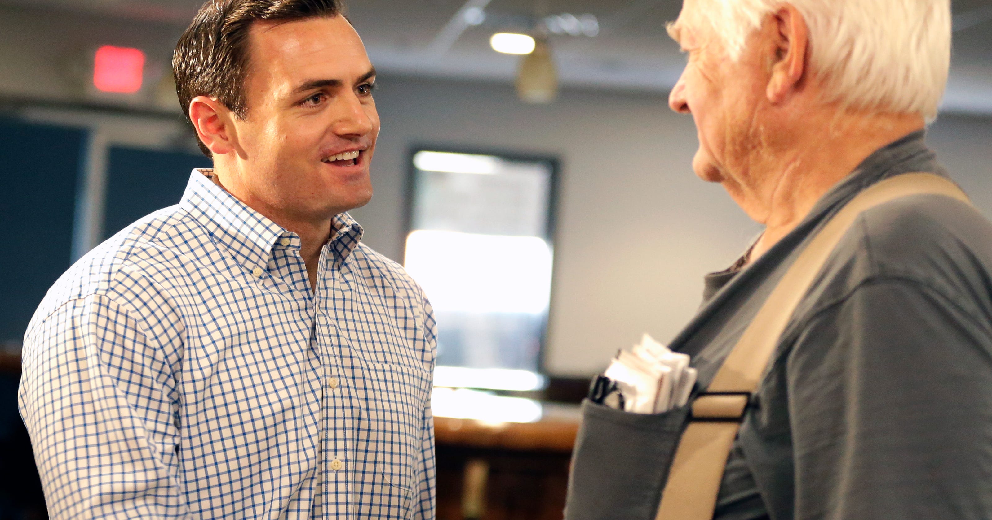Gallagher takes aim at career politicians