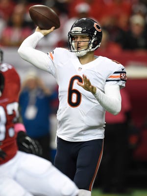 Chicago Bears quarterback Jay Cutler (6) passes against the Atlanta Falcons during the first half at the Georgia Dome.