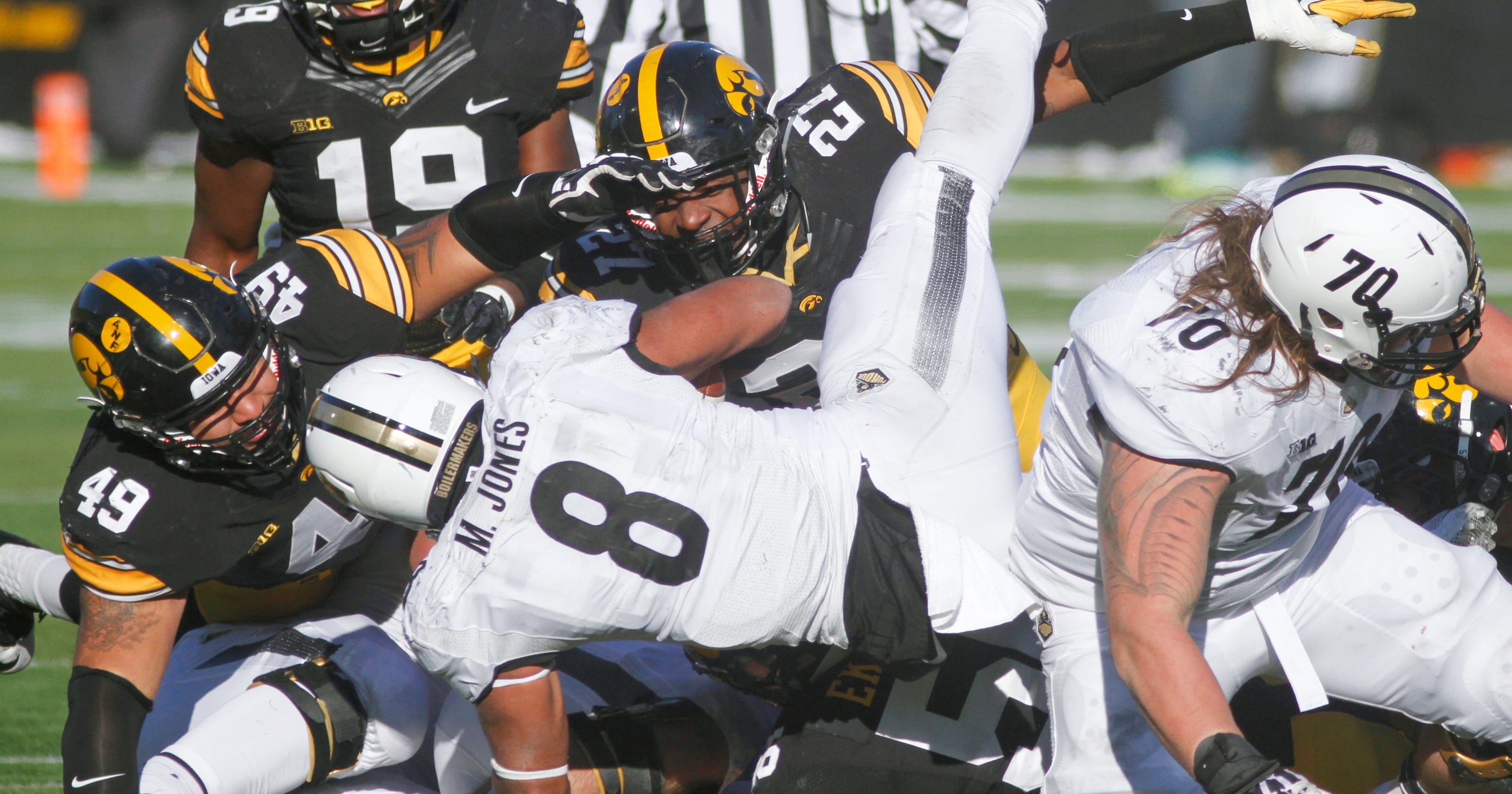 Jordan Lomax stirs memories of Bob Sanders in Iowa secondary