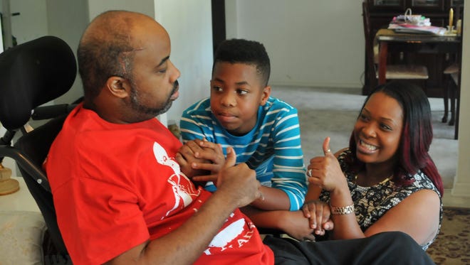 melbourne congregation prays for pastor