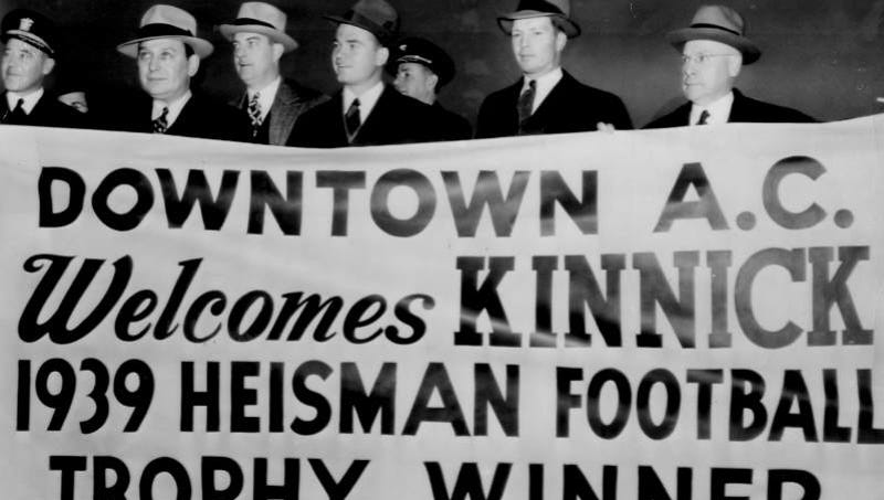 Listen Nile Kinnick S Legendary 1939 Heisman Trophy Speech
