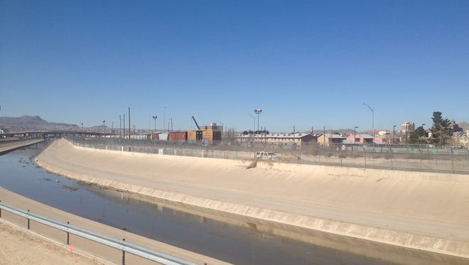 This is a view of the border that Pope Francis will have when he prays for migrants Wednesday in Juárez.