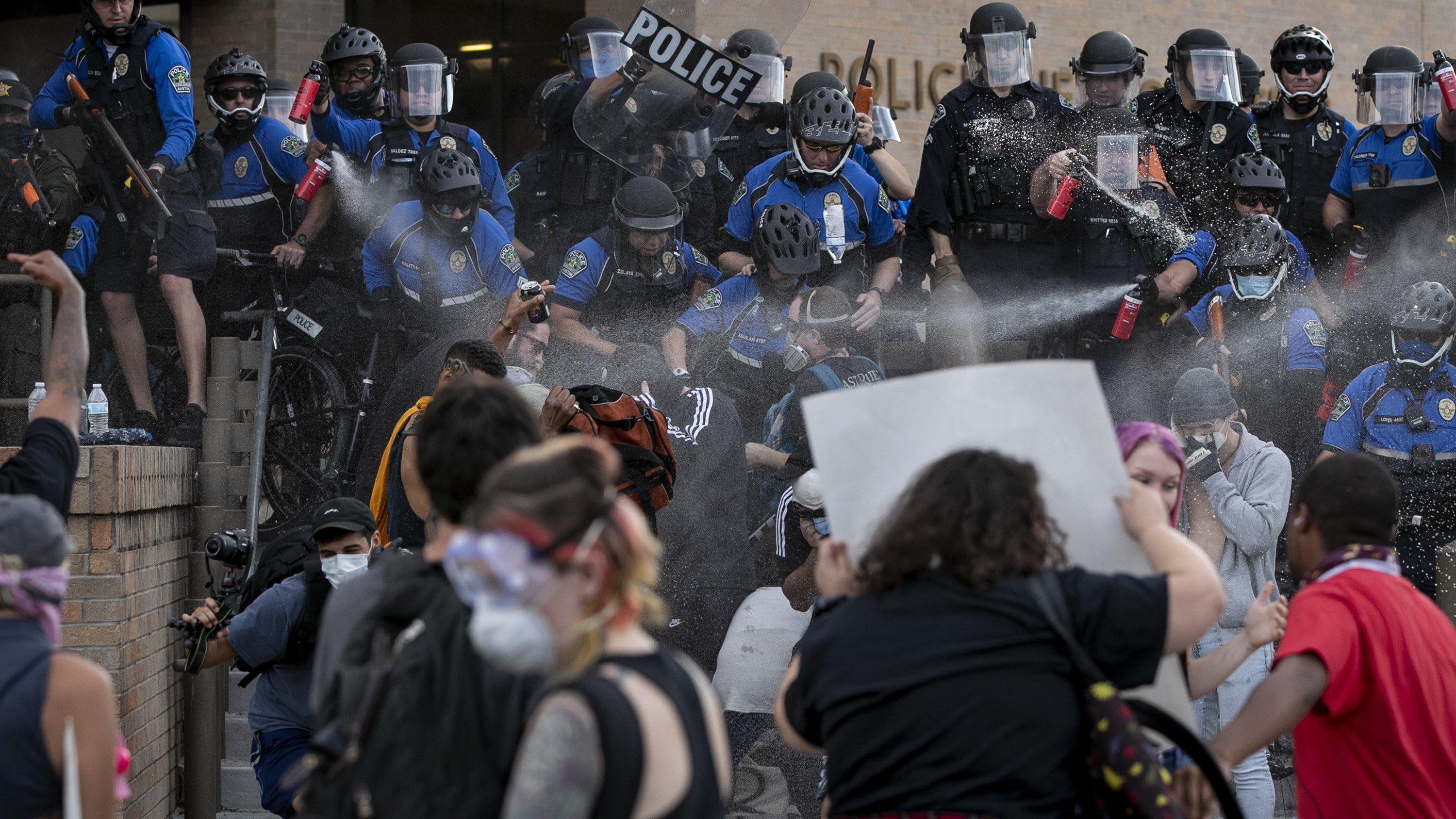 'Lesslethal' ammo like bean bag rounds caused major injuries in Texas