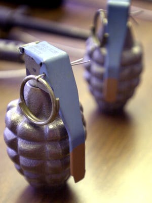 Federal law-enforcement officials operating in Arizona endangered the public by failing to arrest an arms smuggler who was transporting grenade parts into Mexico to be used by drug cartels, according to a stinging government investigation released Thursday.
