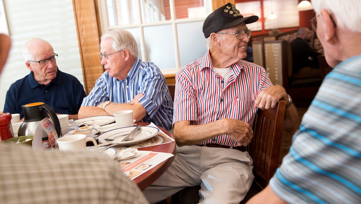 Free meals for veterans at Bob Evans all Veteran's Day