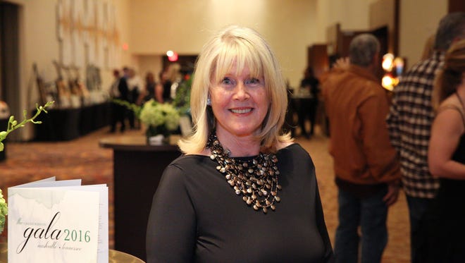 Tipper Gore, the former Second Lady who lives mostly in Virginia, returned to Nashville, a former hometown, on Nov. 5 for the Tennessee Voices for Children Inaugural Green Ribbon Gala at The Westin. She founded the statewide organization in 1990.