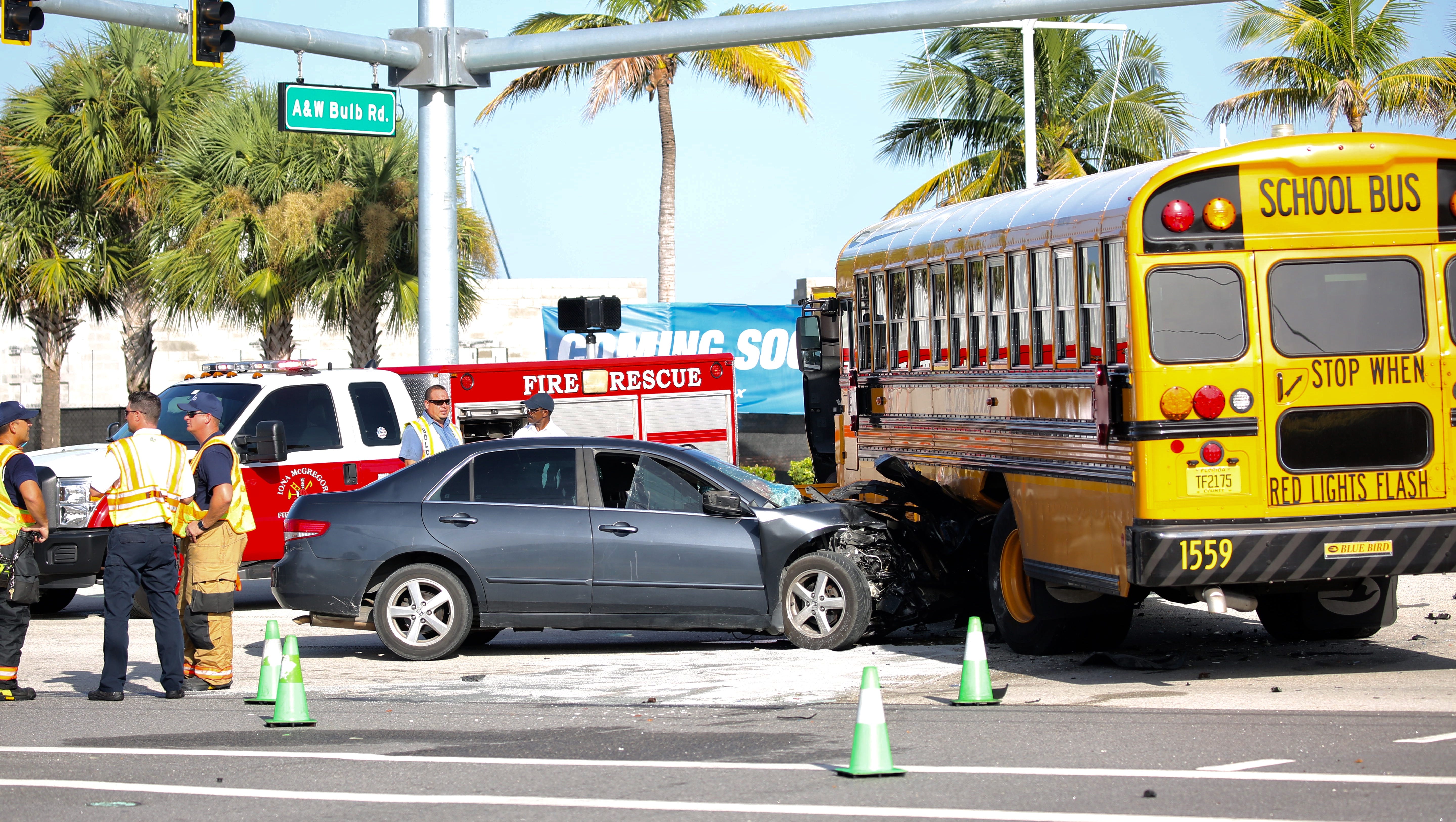 Lee County school bus crashes in south Fort Myers, no children hurt