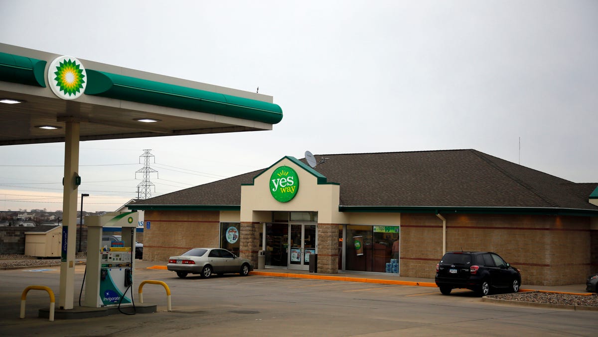 Yesway convenience store opens in Grimes