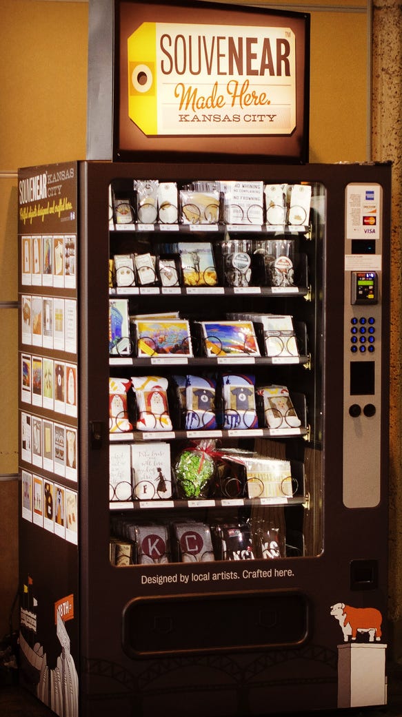 Vending machine dispenses art at Kansas City airport