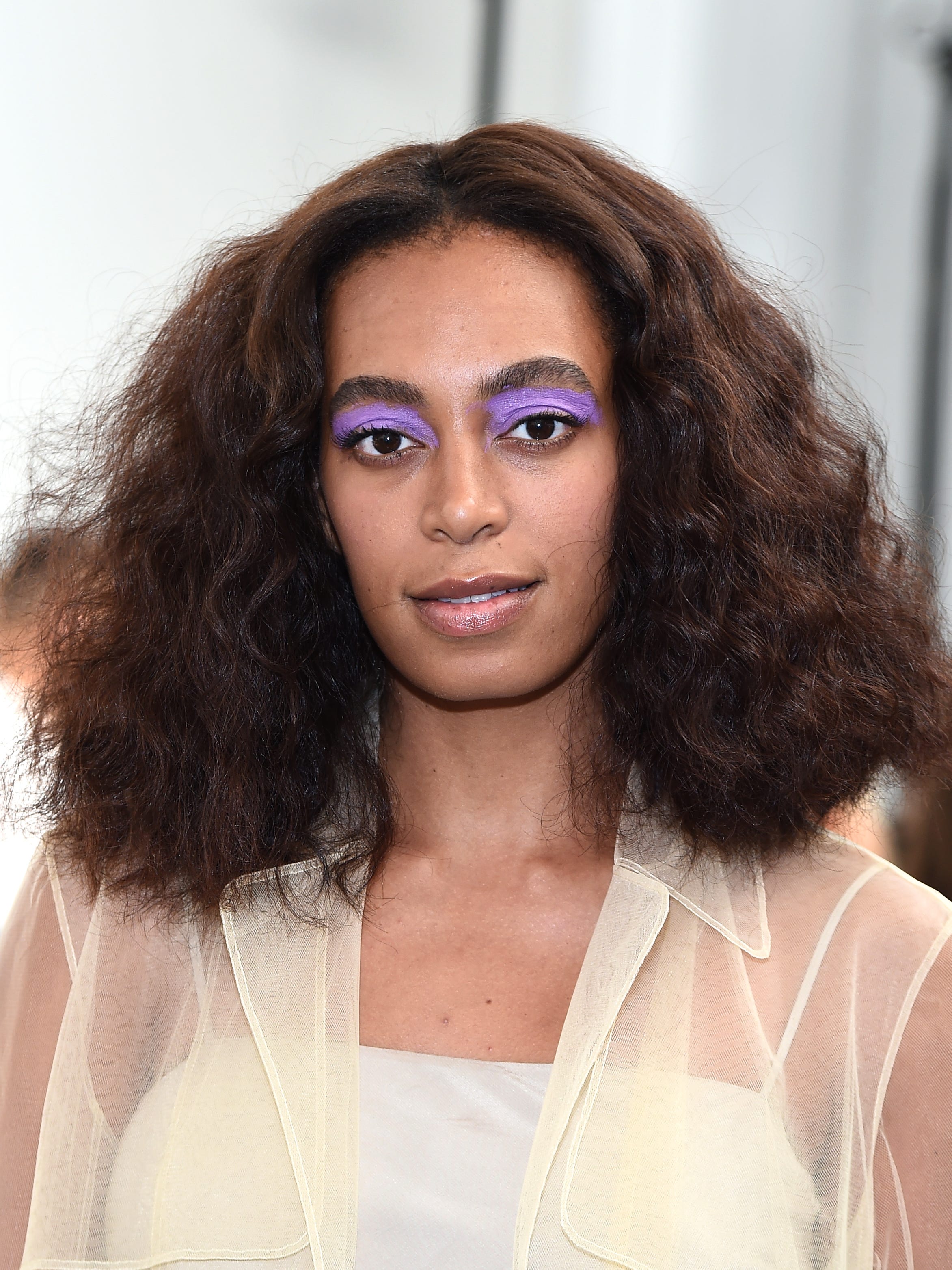 Wallpaper Solange Knowles Drops Surprise Album And Her Mom Tina Is So Proud Free