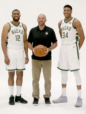 Bucks head coach Jason Kidd poses with Giannis Antetokounmpo