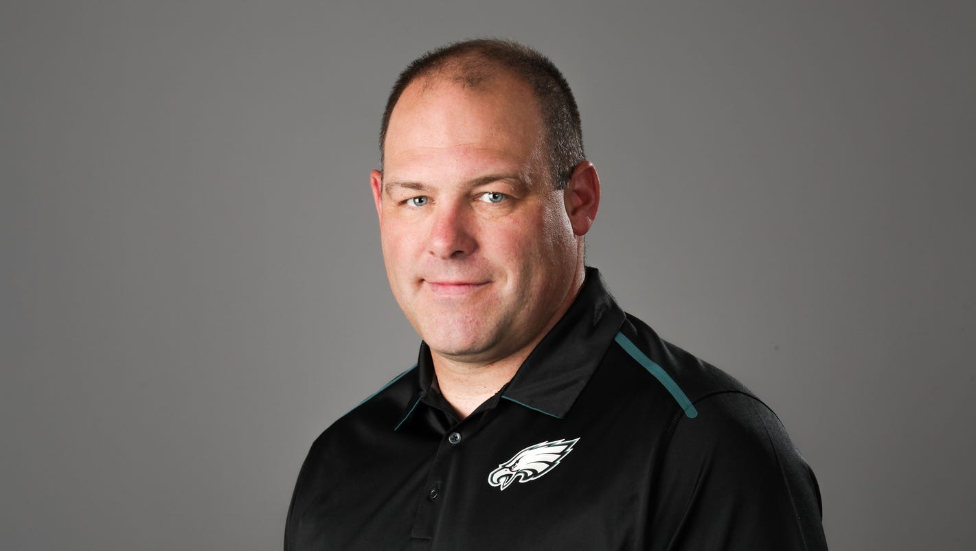 Mike Dawson to serve as defensive line coach