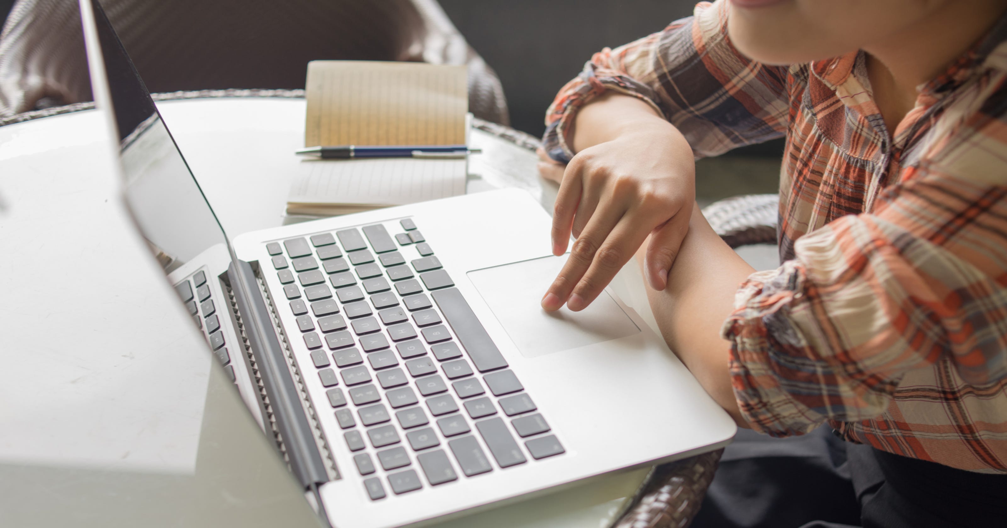 Where to find the best travel deals