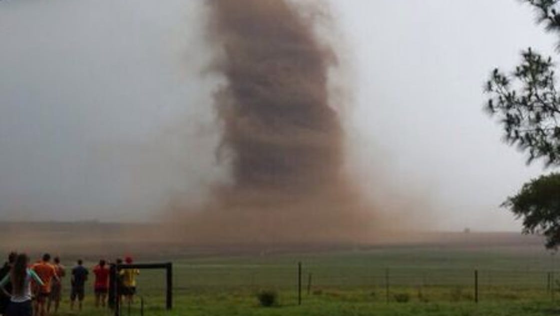 Tornado Kills At Least 10 In Alabama
