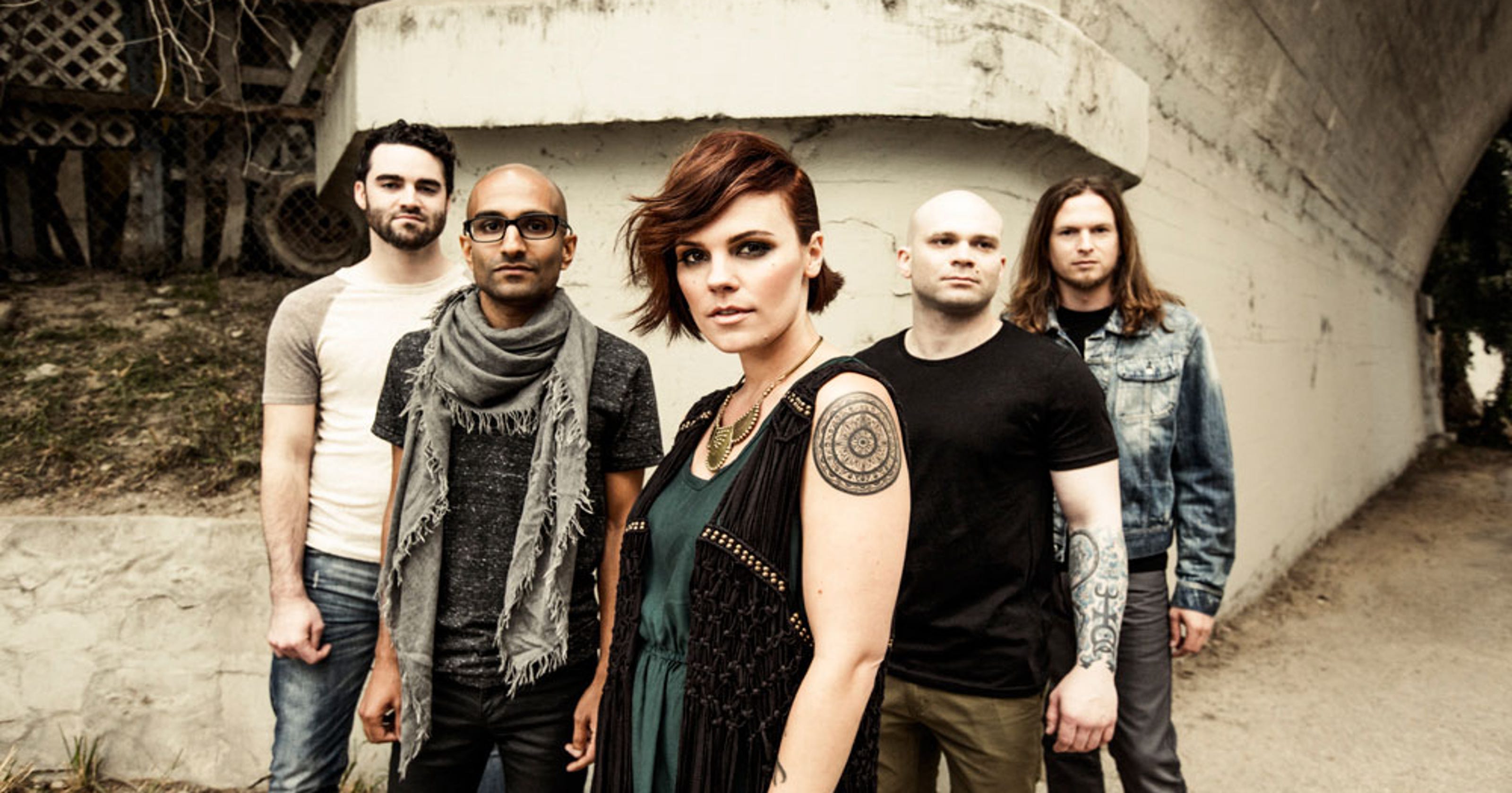 Concert preview Flyleaf continues to soar despite change in singers