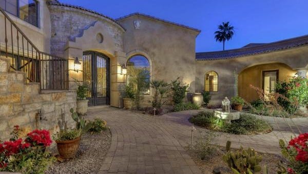 Christine Barone, CEO of True Food Kitchen, and her husband Luca purchased the Paradise Valley home for $1.97 million.