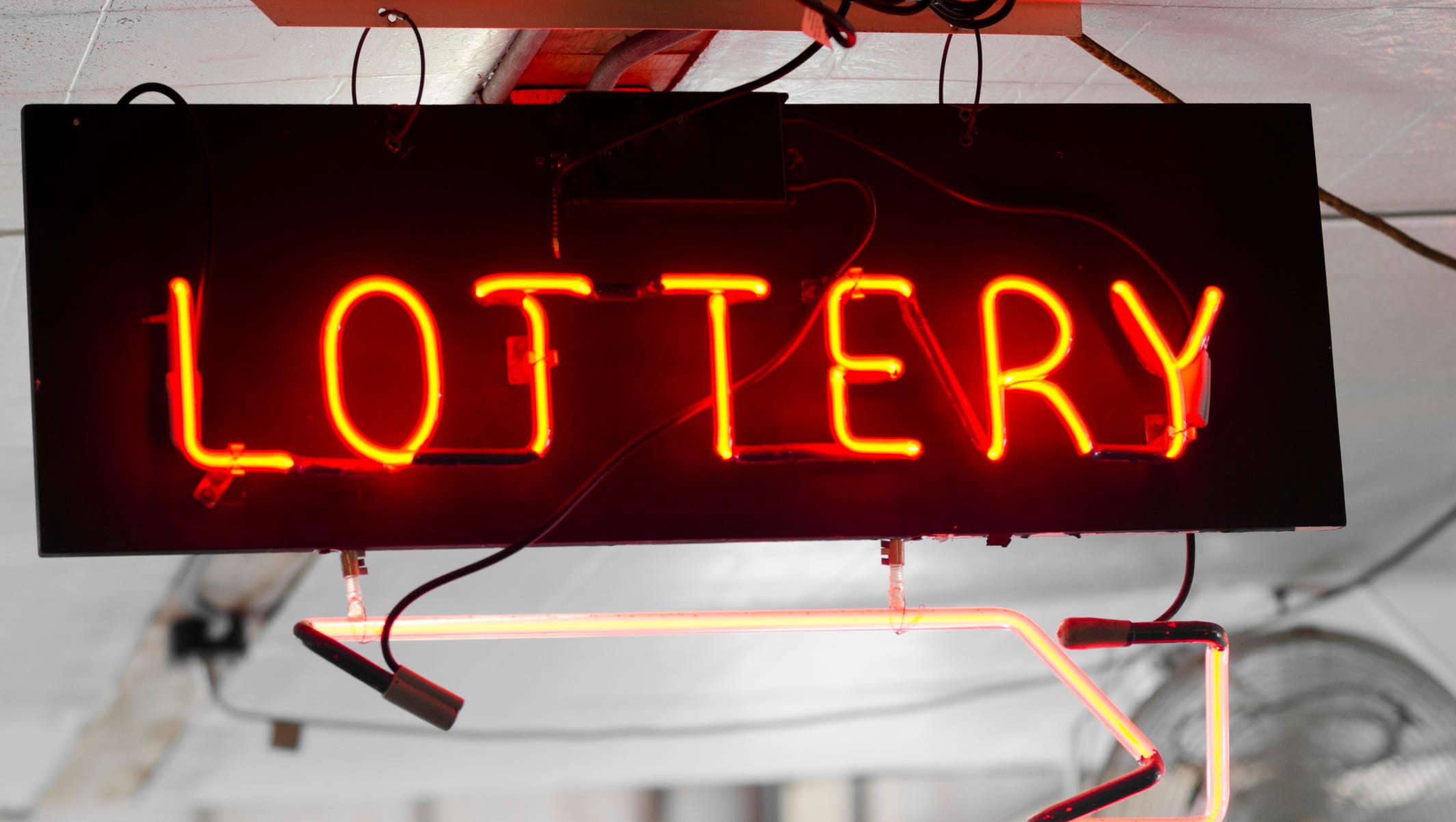 12 Things Not To Do If You Win The Lottery