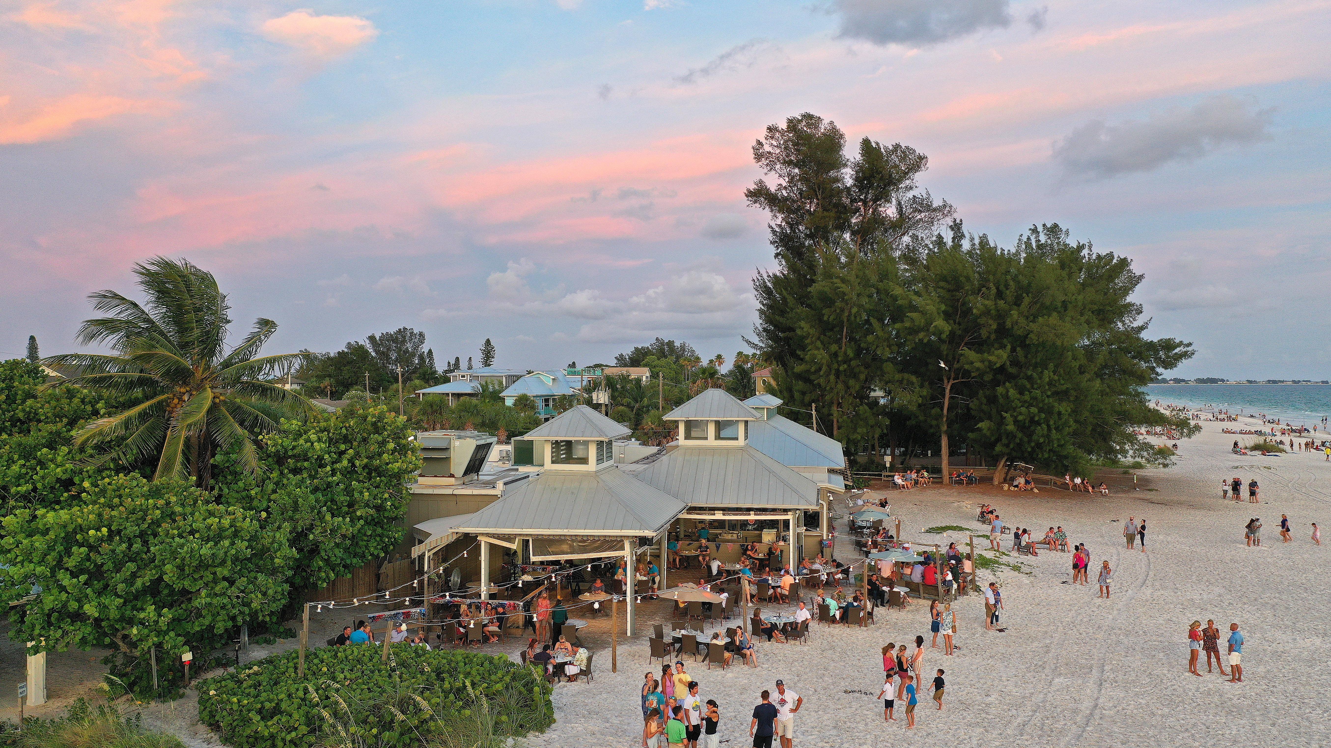 10 best waterfront restaurants for outdoor dining on Anna Maria Island