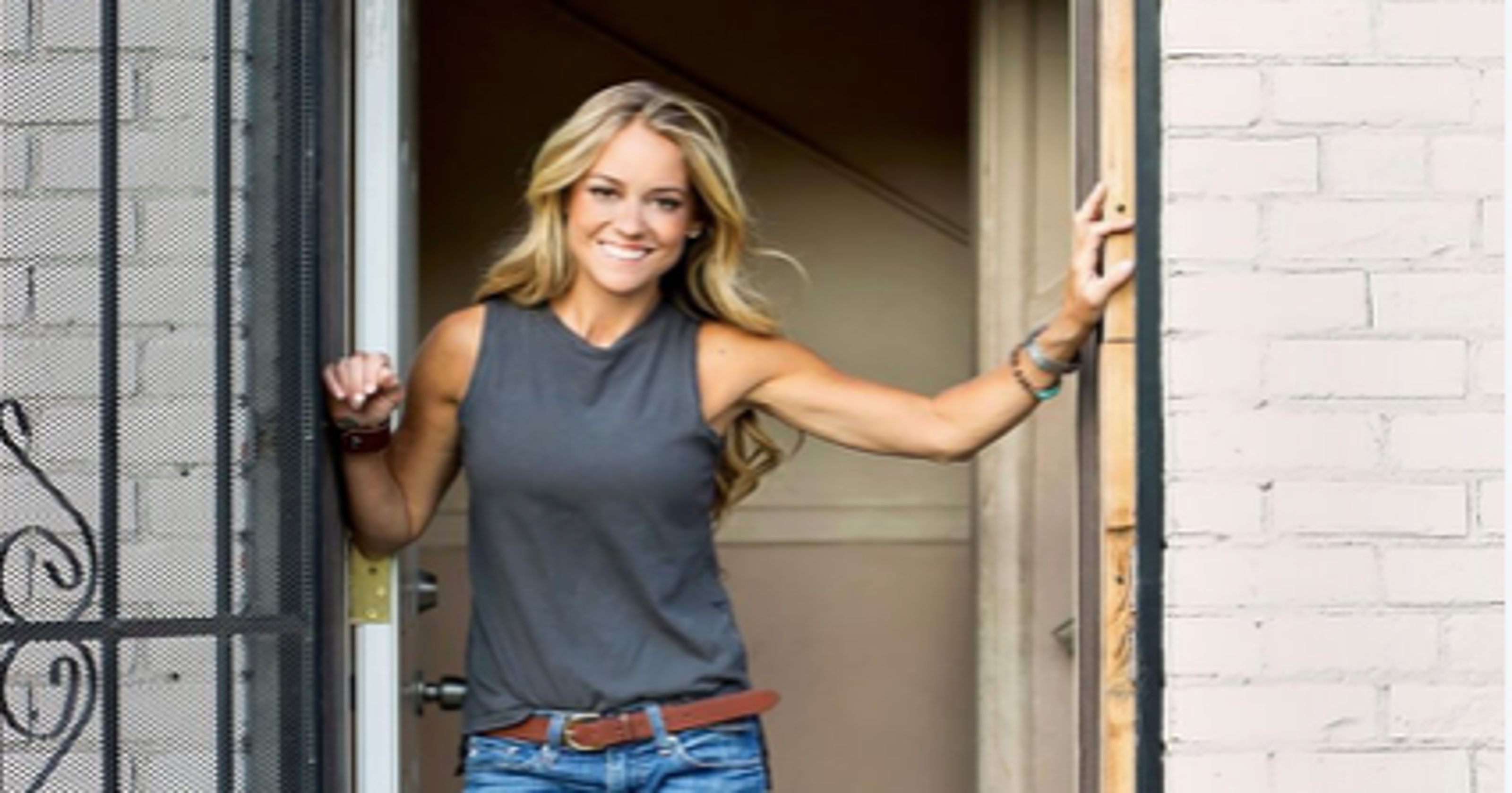 'Rehab Addict' returns; host Nicole Curtis an advocate for children