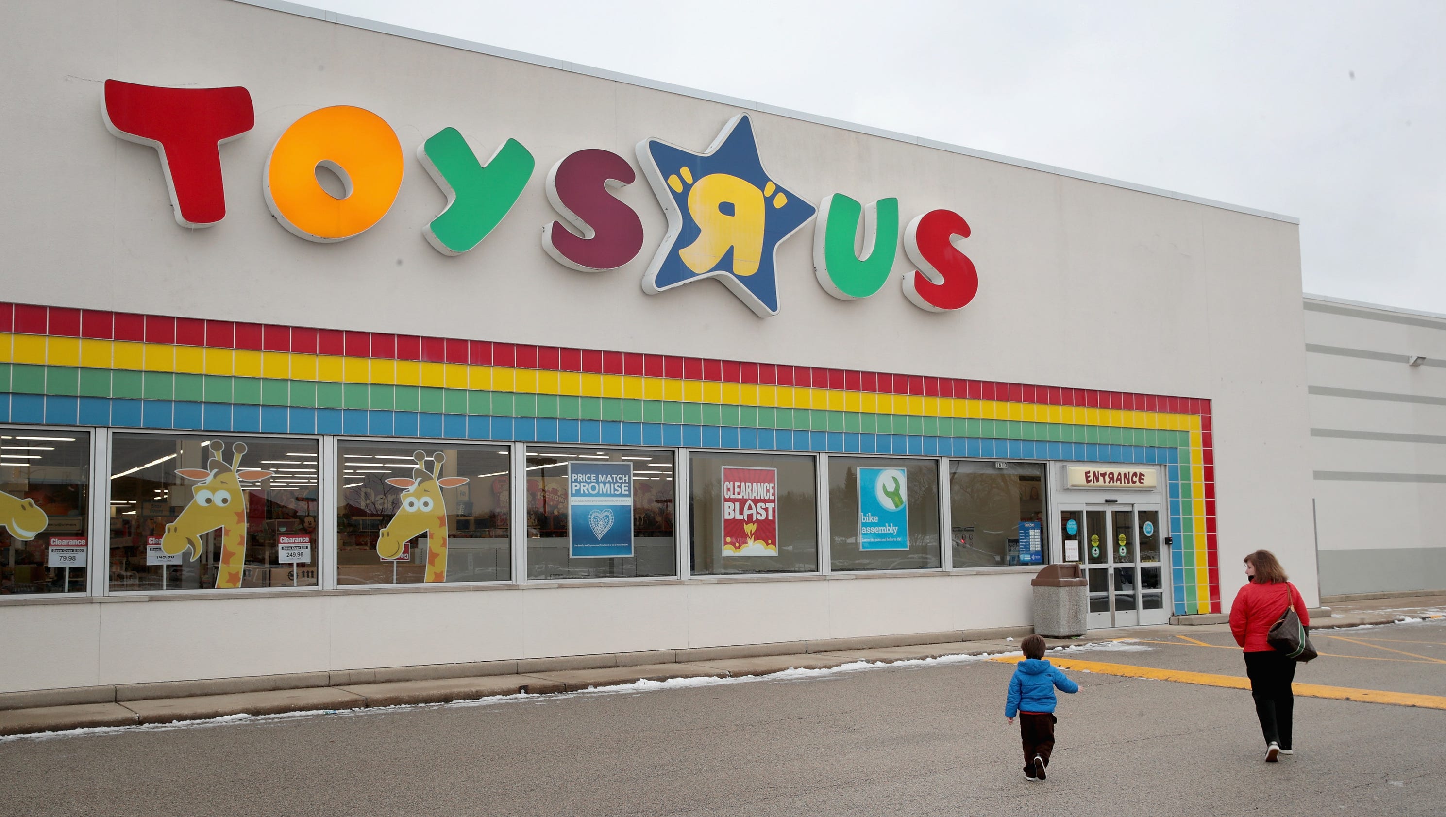 toys are us hours near me