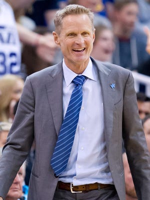 Steve Kerr's Warriors (69-8) must win four of their final five games to top the 72-10 mark set by the 1995-96 Chicago Bulls.