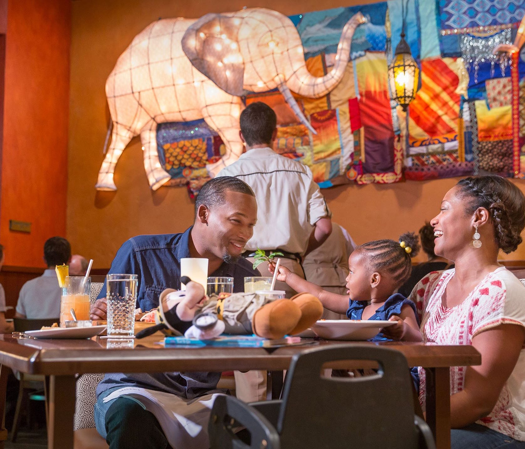 Tiffins, a new restaurant at Disney's Animal Kingdom celebrates the art of traveling and includes the adjoining Nomad Lounge with waterfront views with outdoor seating. Open for both lunch and dinner, Tiffins' menu features a diverse menu drawing fro