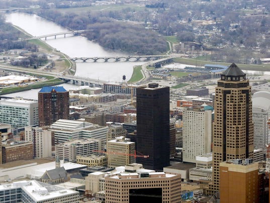 Cognizant scraps new office plan, opts for Ruan Center Cognizant scraps new office plan, opts for Ruan Center
