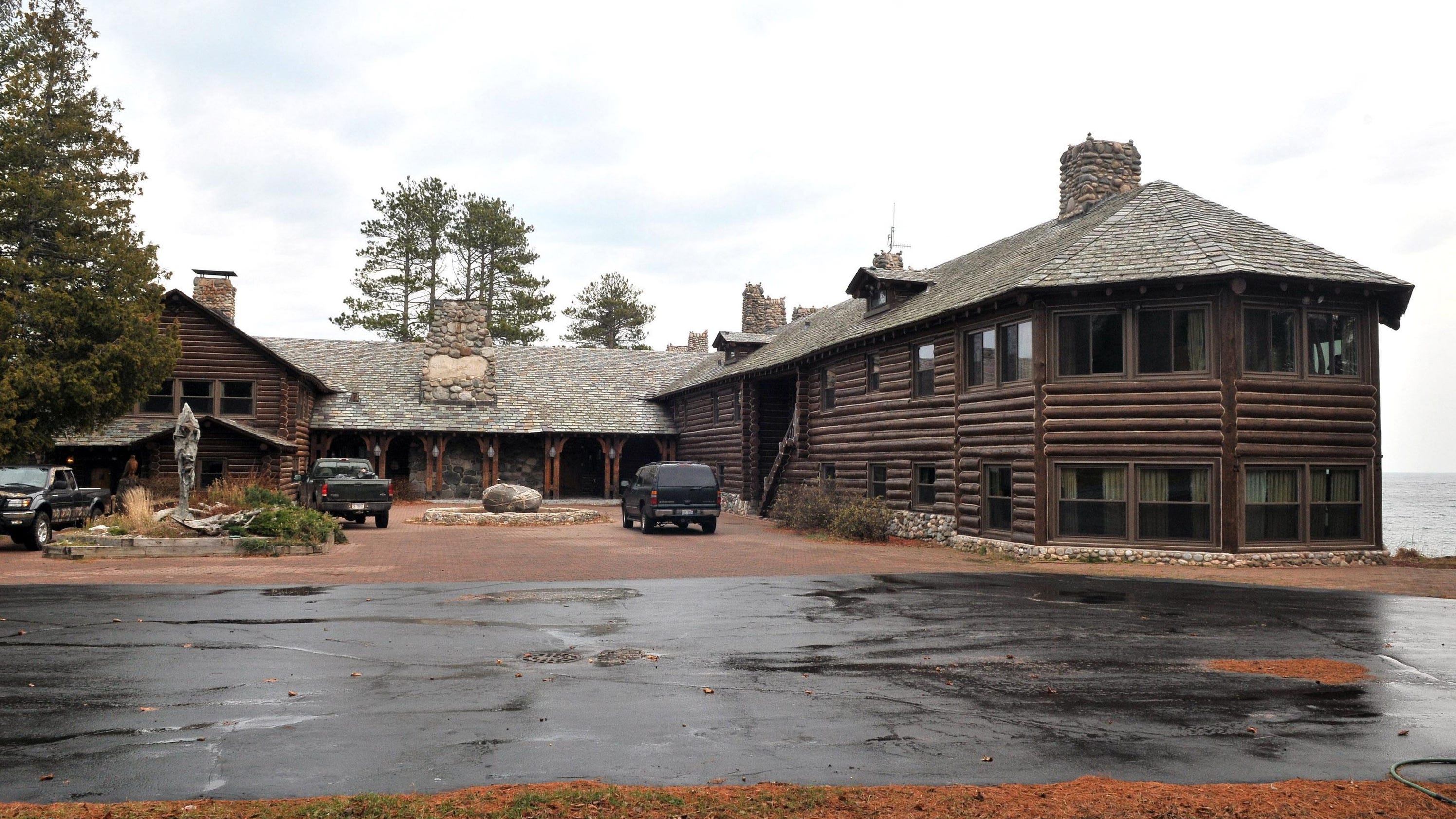 Most expensive Michigan log cabin has $40M price slashed ...