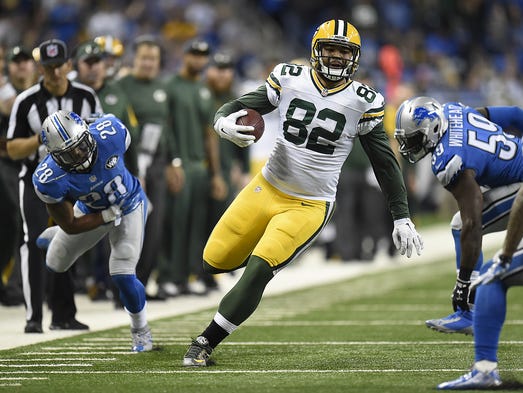 Green Bay Packers tight end Richard Rodgers (82) runs