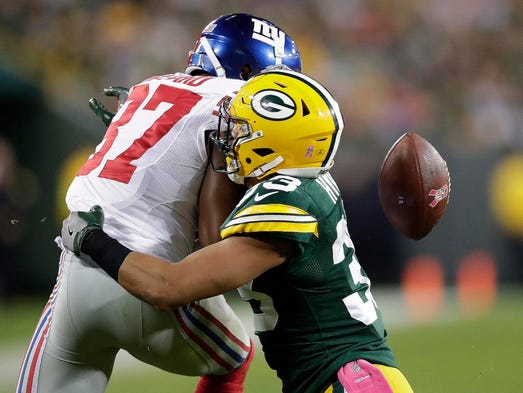 Green Bay Packers strong safety Micah Hyde (33) breaks