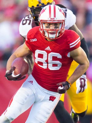 Wisconsin wide receiver Alex Erickson (86) cuts upfield after a catch in the Badgers' win Saturday vs. Minnesota.