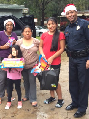 The Gretna Police Department and city of Gretna staff delivered Christmas toys and goods to residents earlier this week.