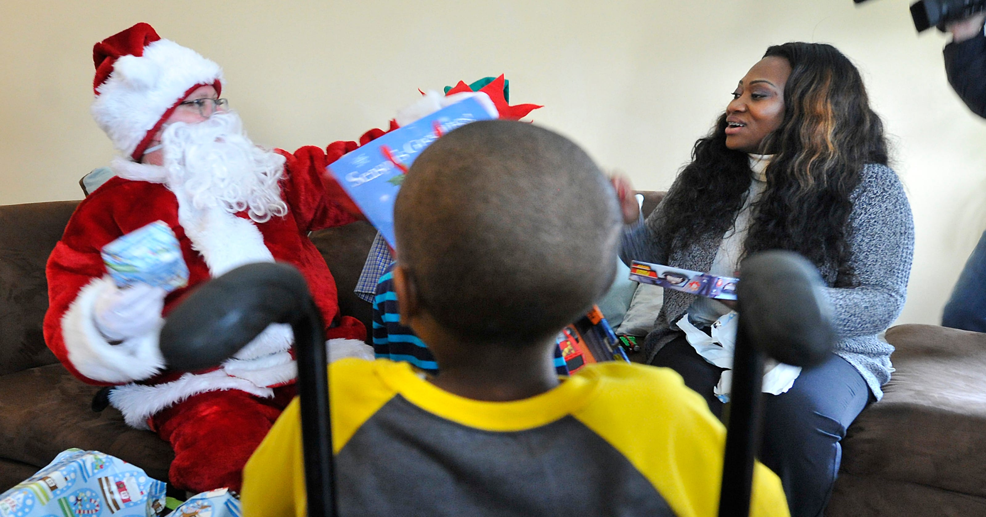 Surprise christmas A Christmas surprise for the 'hero in scrubs'