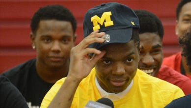 Basketball recruit Xavier Simpson announces his commitment to Michigan on Wednesday, Sept. 9, 2015.