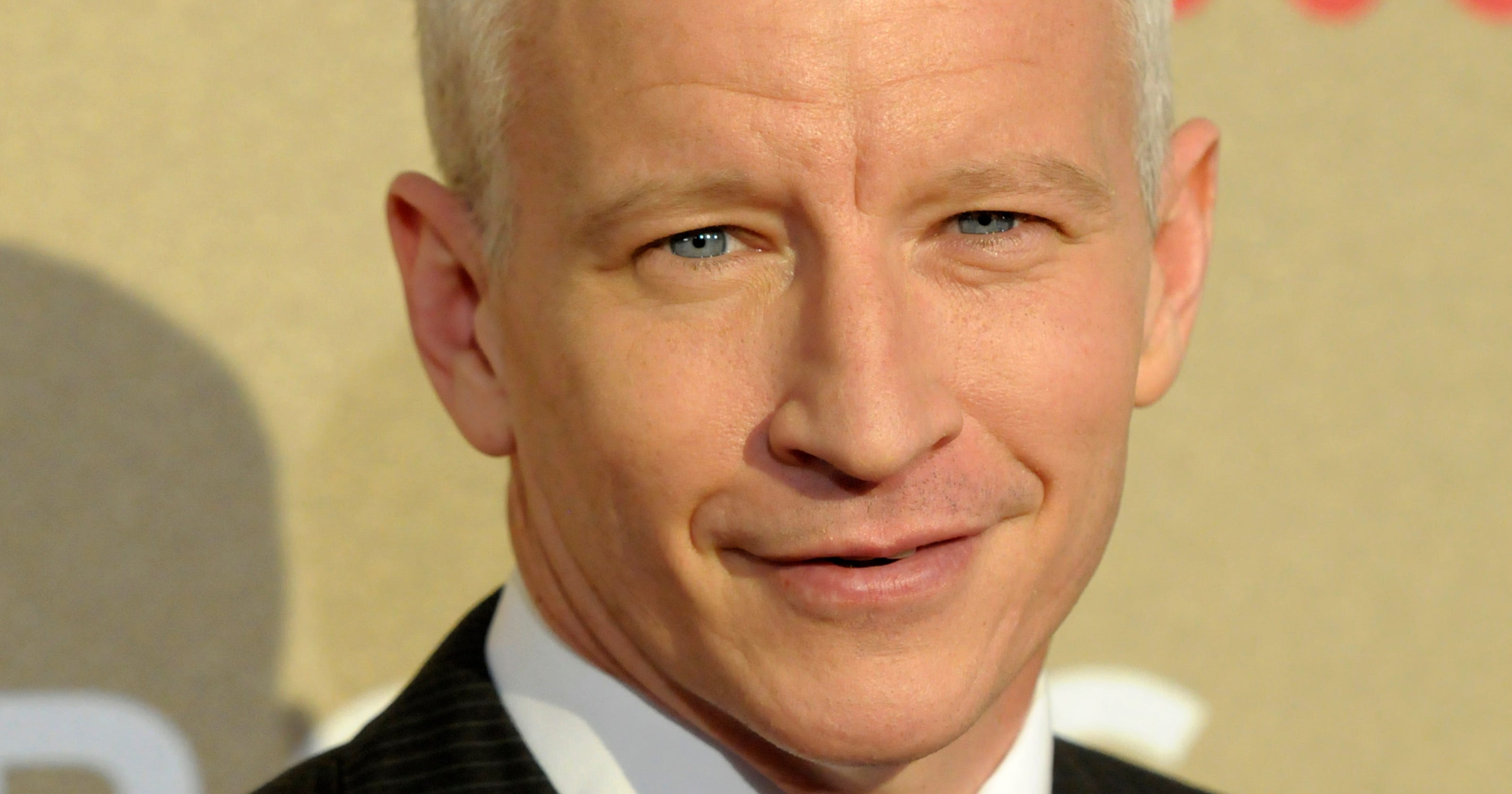 Anderson Cooper blasts Baldwin's apology for antigay slur