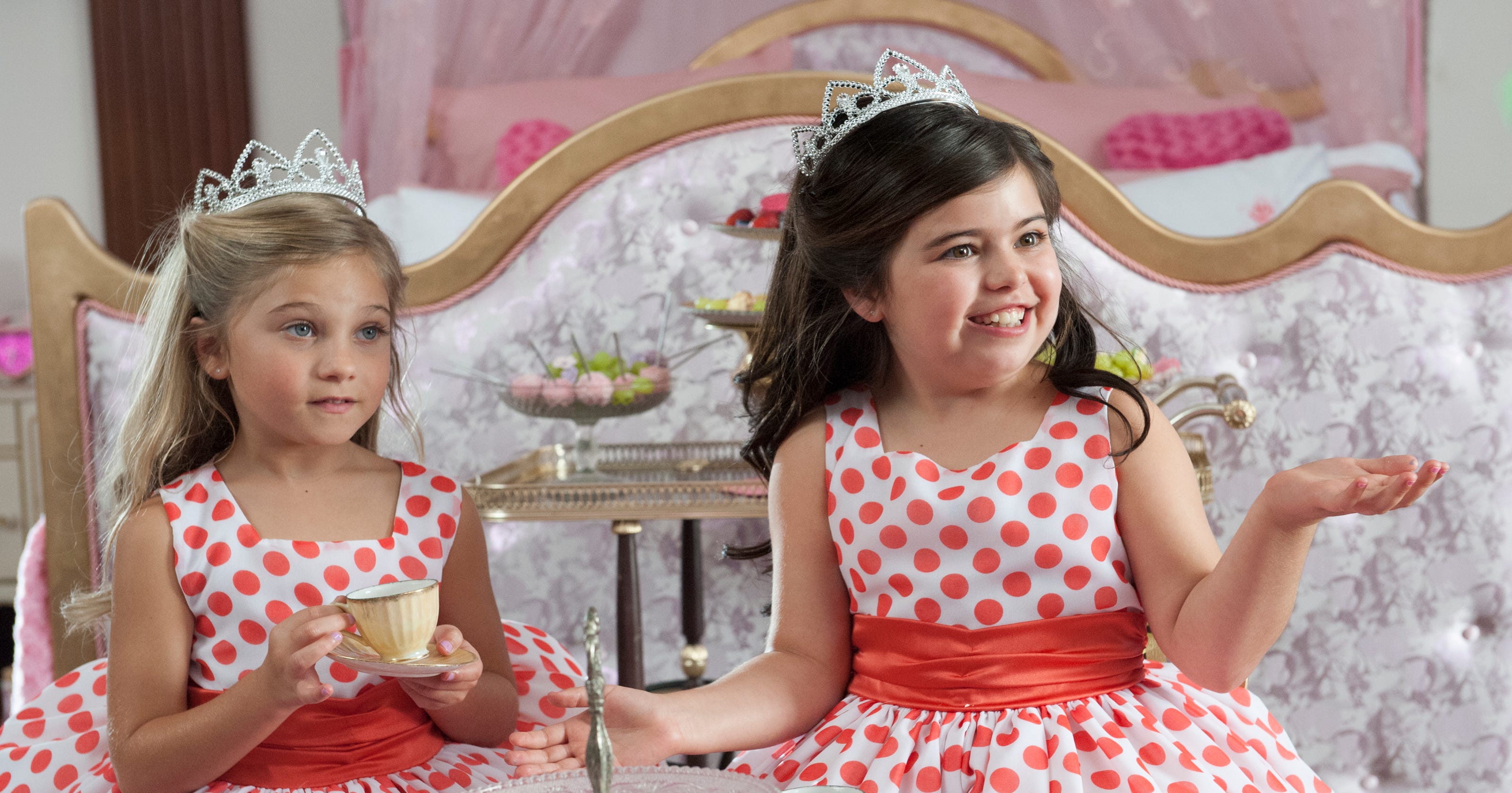 Sophia Grace and Rosie pick their top spots in England