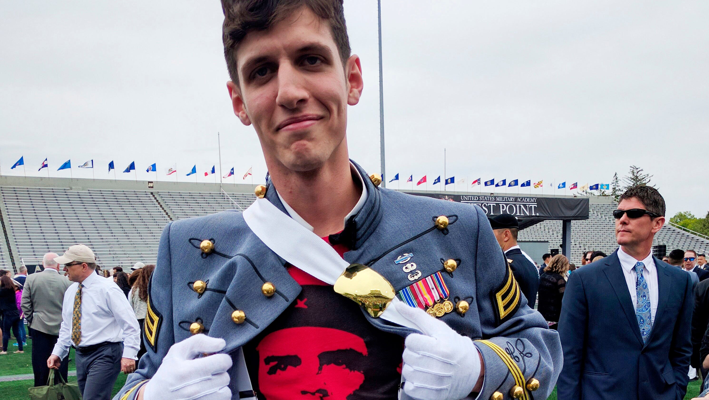 Gedeihen Seele Schwester che guevara shirt west point Chip Jurassic