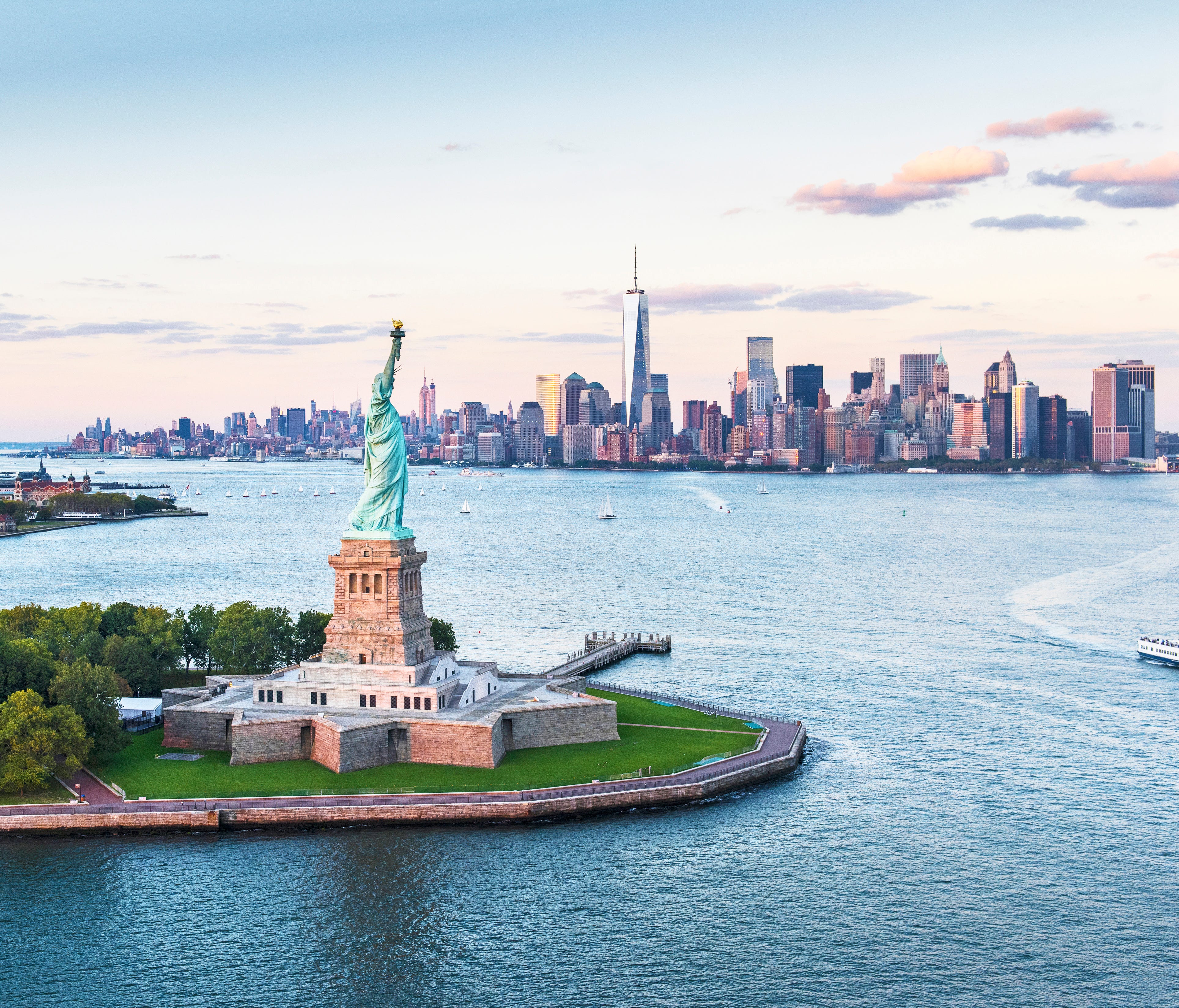 1. New York. The beloved Big Apple offers something for every type of traveler at any time of day, from Broadway shows to some of the world's most iconic attractions. Average annual hotel rate in New York City: $406 per night on TripAdvisor. Least ex