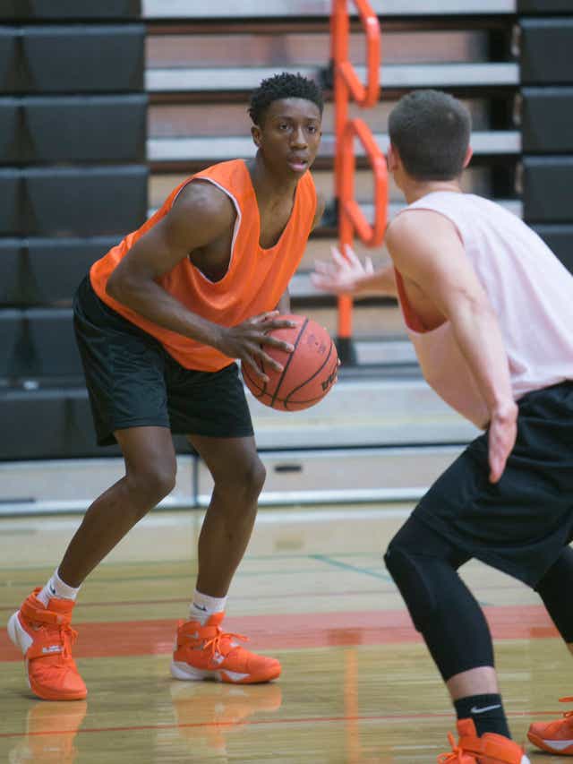 High School Boys Basketball Spotlight 2015 16 Preview